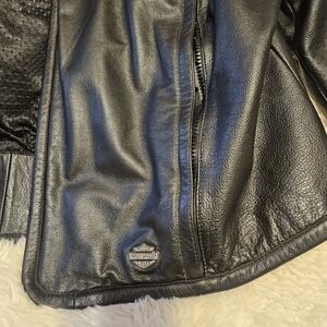 Harley-Davidson Black Leather Motorcycle Jacket - Classic Shield Logo